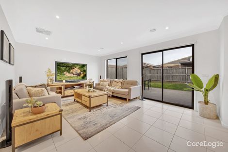 Property photo of 9 Grandvista Crescent Cranbourne West VIC 3977