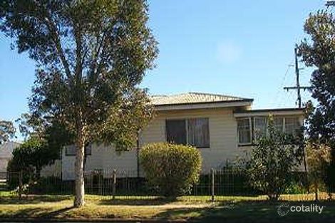 405 Tor St, Newtown, QLD 4350