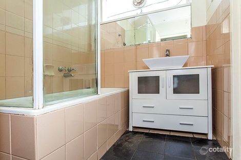 Property photo of 5/8 Kokaribb Road Carnegie VIC 3163