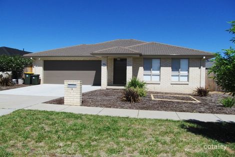 3 Waterworth St, Dunlop, ACT 2615