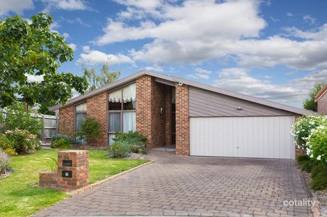 Property photo of 14 Sheraton Close Burwood East VIC 3151