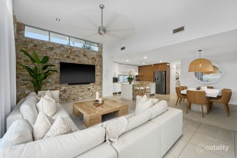 Property photo of 22 Kalimna Drive Broadbeach Waters QLD 4218