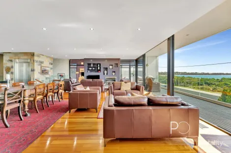 Property photo of 16 Shearwater Esplanade Shearwater TAS 7307