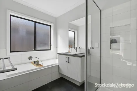 Property photo of 20 Winterton Place Yinnar VIC 3869