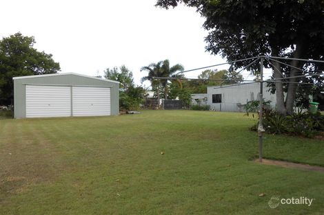 84 Beach Rd, Ayr, QLD 4807