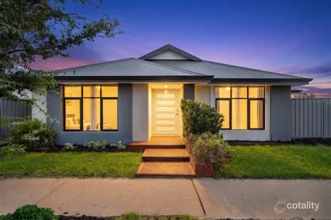 Property photo of 2 Blueberry Loop Byford WA 6122