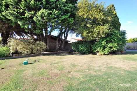 8 Buckle Ct, Waikiki, WA 6169