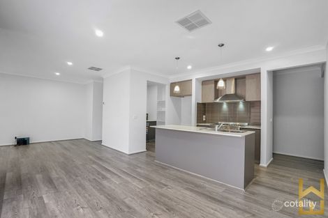 Property photo of 22 Furness Close Wyndham Vale VIC 3024