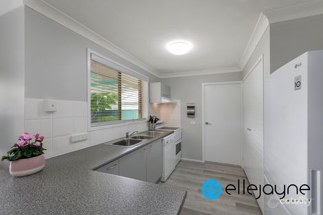 Property photo of 22 Kennedy Close Cooranbong NSW 2265