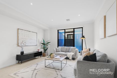 Property photo of 23 Chagall Parade Clyde North VIC 3978