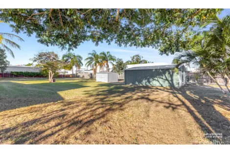 Property photo of 2 Zimitat Street Gracemere QLD 4702