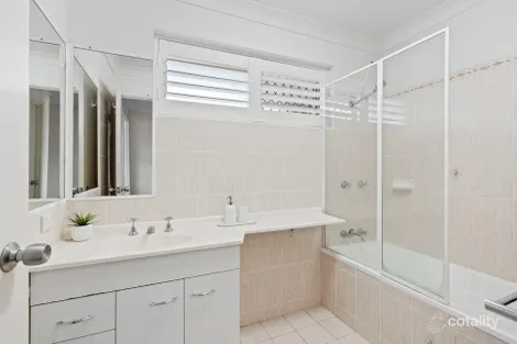 Property photo of 5/11 Eversley Terrace Yeronga QLD 4104