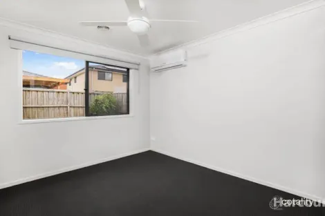 Property photo of 1 Dove Lane Clyde North VIC 3978