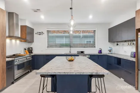 Property photo of 34 Eames Avenue Brooklyn VIC 3012