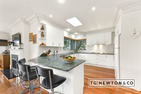 Property photo of 34 Avonhurst Drive Glen Waverley VIC 3150