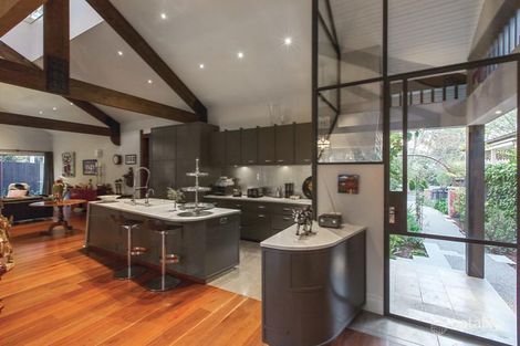 Property photo of 22 Bryson Street Canterbury VIC 3126