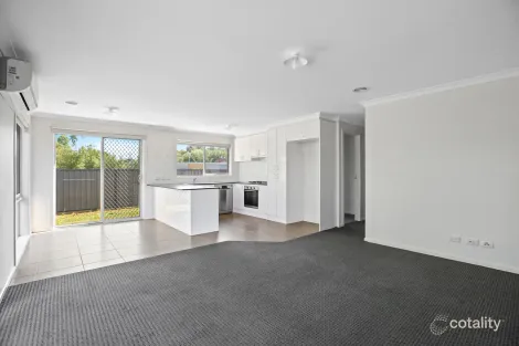 Property photo of 40 Parkhead Circuit Warragul VIC 3820