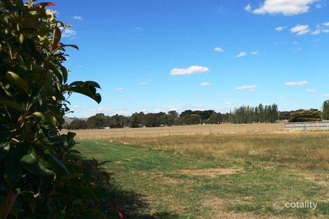 Property photo of 8 Gwen Place Lancefield VIC 3435