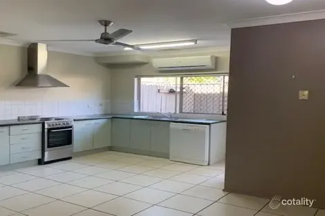 Property photo of 2/3 Miles Street Manoora QLD 4870
