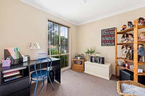Property photo of 19 Mackillop Crescent St Helens Park NSW 2560