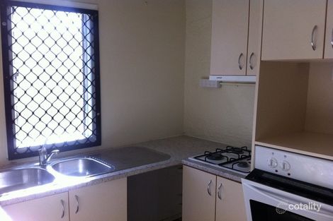 829 Esplanade, Lota, QLD 4179