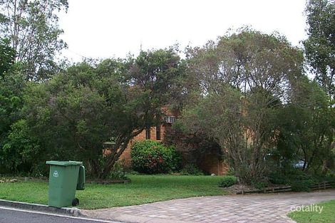 12 Heather St, Southside, QLD 4570