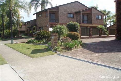Property photo of 4/20 Dunlop Court Mermaid Waters QLD 4218