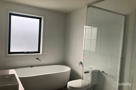Property photo of 8 Wedge Glade Blacktown NSW 2148
