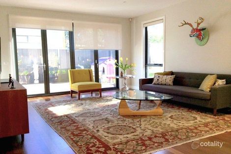 Property photo of 2/3 Willis Street Greensborough VIC 3088