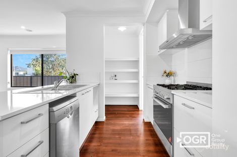 Property photo of 40 Waterlily Drive Epping VIC 3076