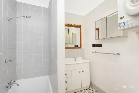 Property photo of 3/21 Tallebudgera Drive Palm Beach QLD 4221