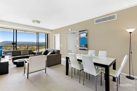 Property photo of 22/22 Surf Parade Broadbeach QLD 4218
