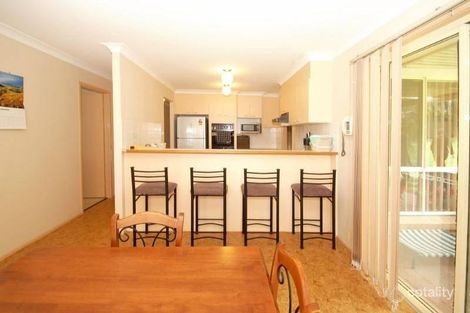 Property photo of 2 Moss Glen Cranebrook NSW 2749