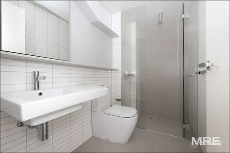 Property photo of 2105/327 La Trobe Street Melbourne VIC 3000