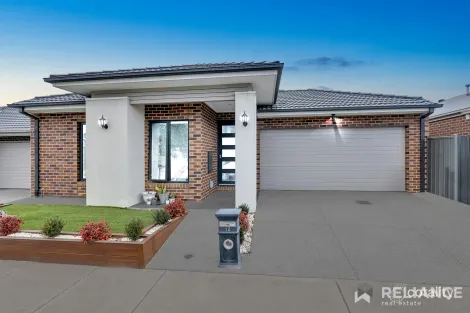 Property photo of 12 Rathdowne Road Werribee VIC 3030