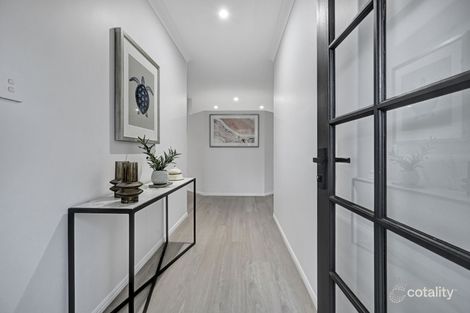 Property photo of 16 Lasindra Court Bushland Beach QLD 4818