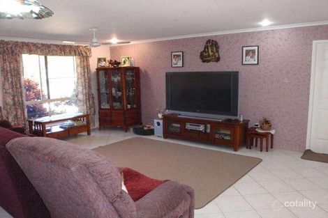 Property photo of 27 Johnson Avenue Seaforth QLD 4741