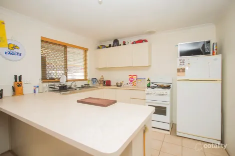 Property photo of 6 Bambra Mews Stratton WA 6056
