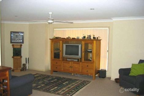 Property photo of 16 Anna Drive Raceview QLD 4305