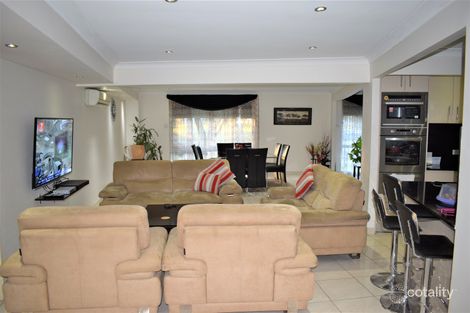 Property photo of 14 Hampshire Place Wakeley NSW 2176