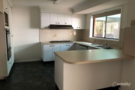 Property photo of 15 Page Court West Wodonga VIC 3690