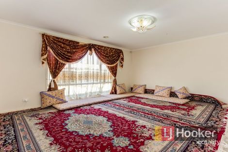 Property photo of 17 Yaraan Court Hampton Park VIC 3976