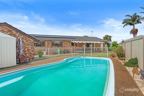 Property photo of 13 Craiglea Close Taree NSW 2430