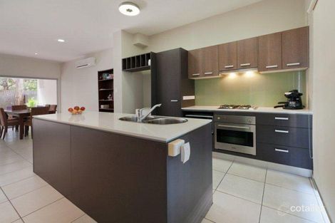 Property photo of 10/5 Sovereign Street Indooroopilly QLD 4068