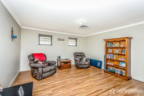 Property photo of 10 Thelma Grange Wandina WA 6530
