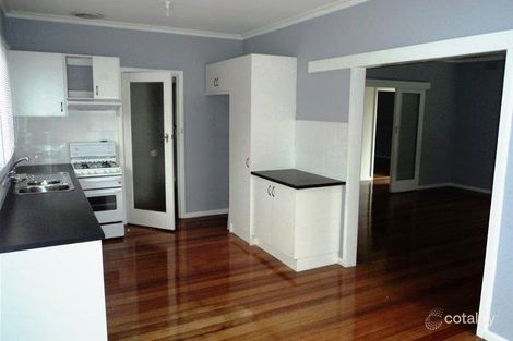 4 Wilson Bvd, Reservoir, VIC 3073