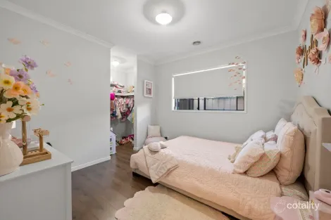 Property photo of 8 Oloughlin Drive Benalla VIC 3672