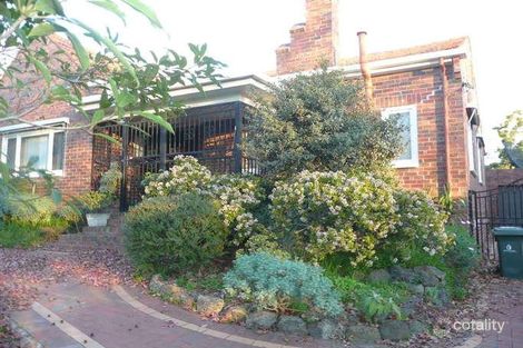 Property photo of 32 Bertram Street Glen Iris VIC 3146