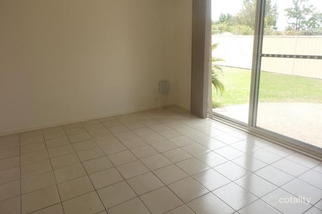 Property photo of 54 Yeovil Drive Bomaderry NSW 2541