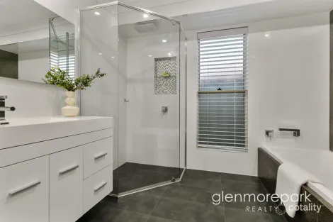 Property photo of 4 Burra Close Glenmore Park NSW 2745